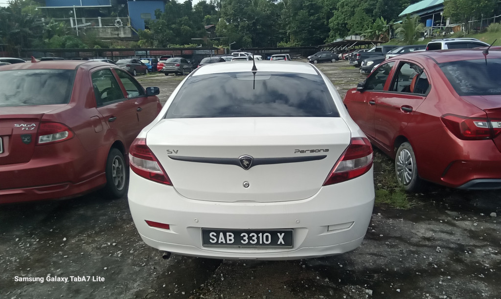 PROTON PERSONA 1.6 MT