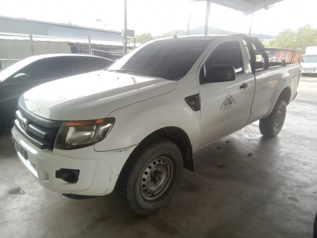 FORD RANGER XL S/C MT