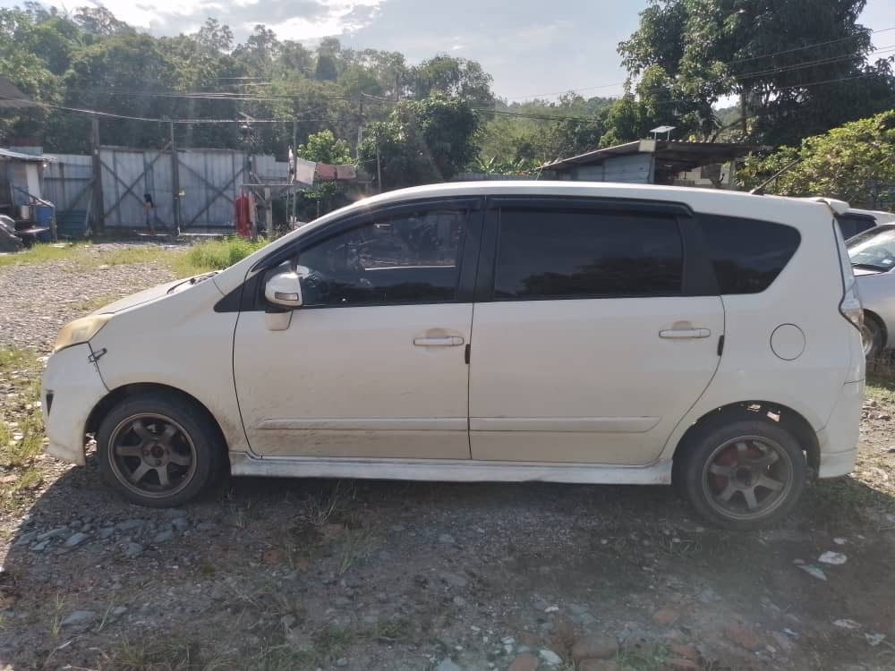 PERODUA ALZA 1.5