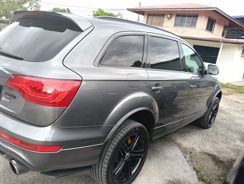 AUDI / Q7 SLINE TDI QUATTRO (A)