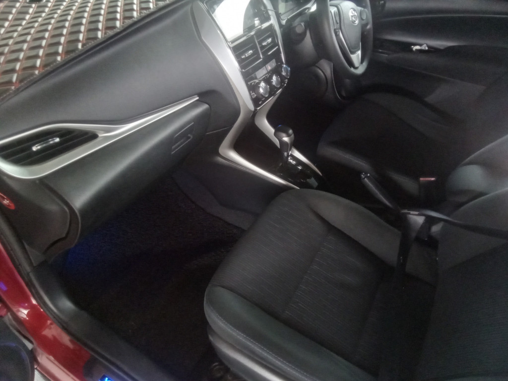 TOYOTA YARIS 1.5E A/T