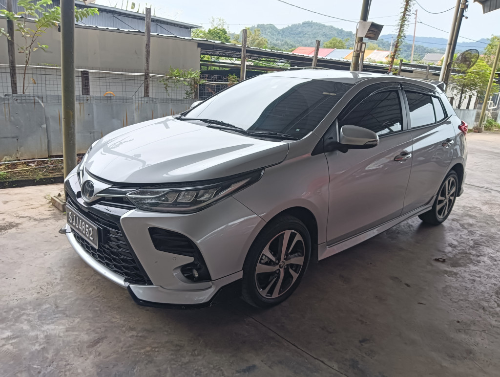 TOYOTA YARIS 1.5E A/T