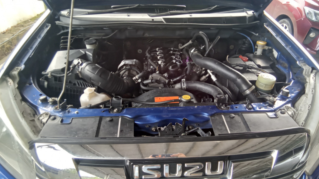 ISUZU DMAX D/C 1.9 MT
