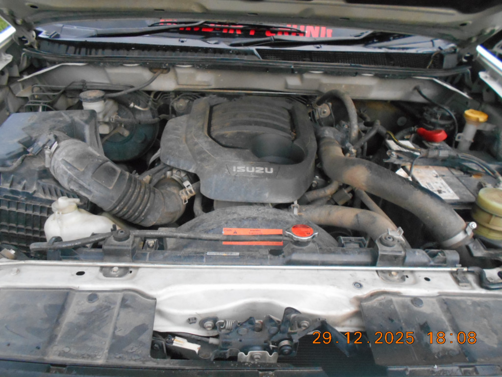ISUZU DMAX 1.9 AT D/C MT
