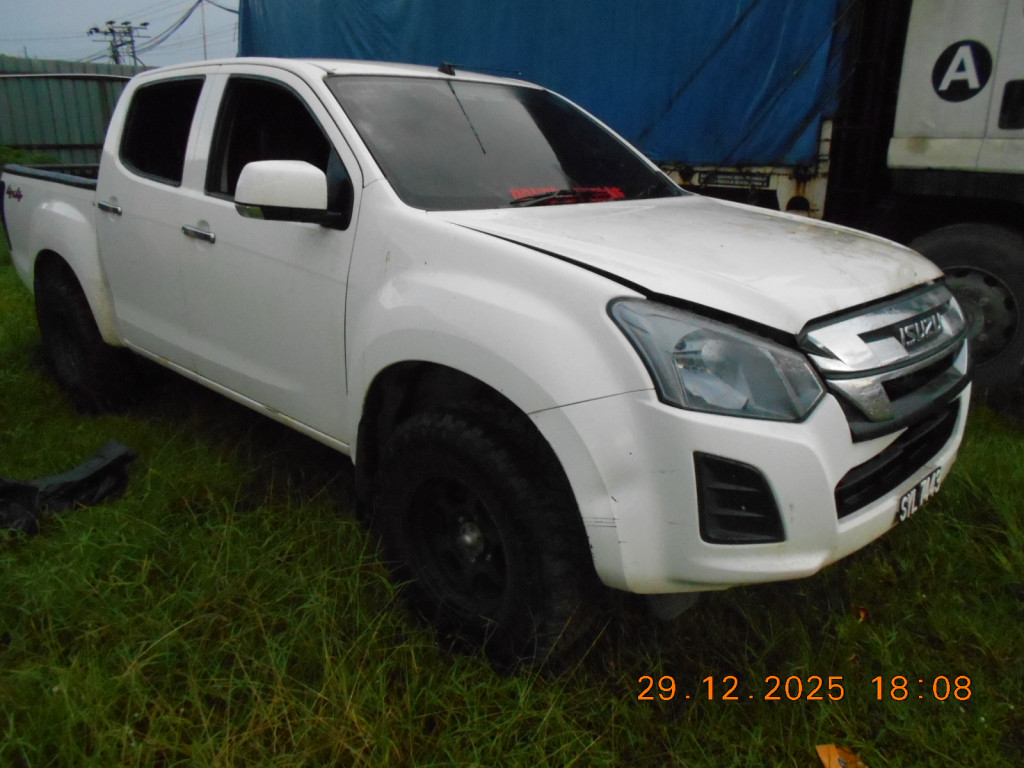 ISUZU DMAX 1.9 AT D/C MT