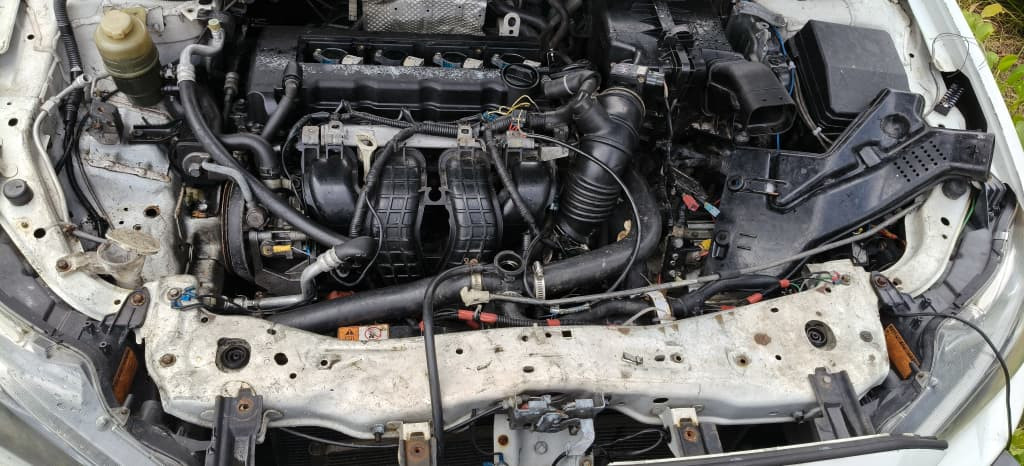 MITSUBISHI LANCER 2.0