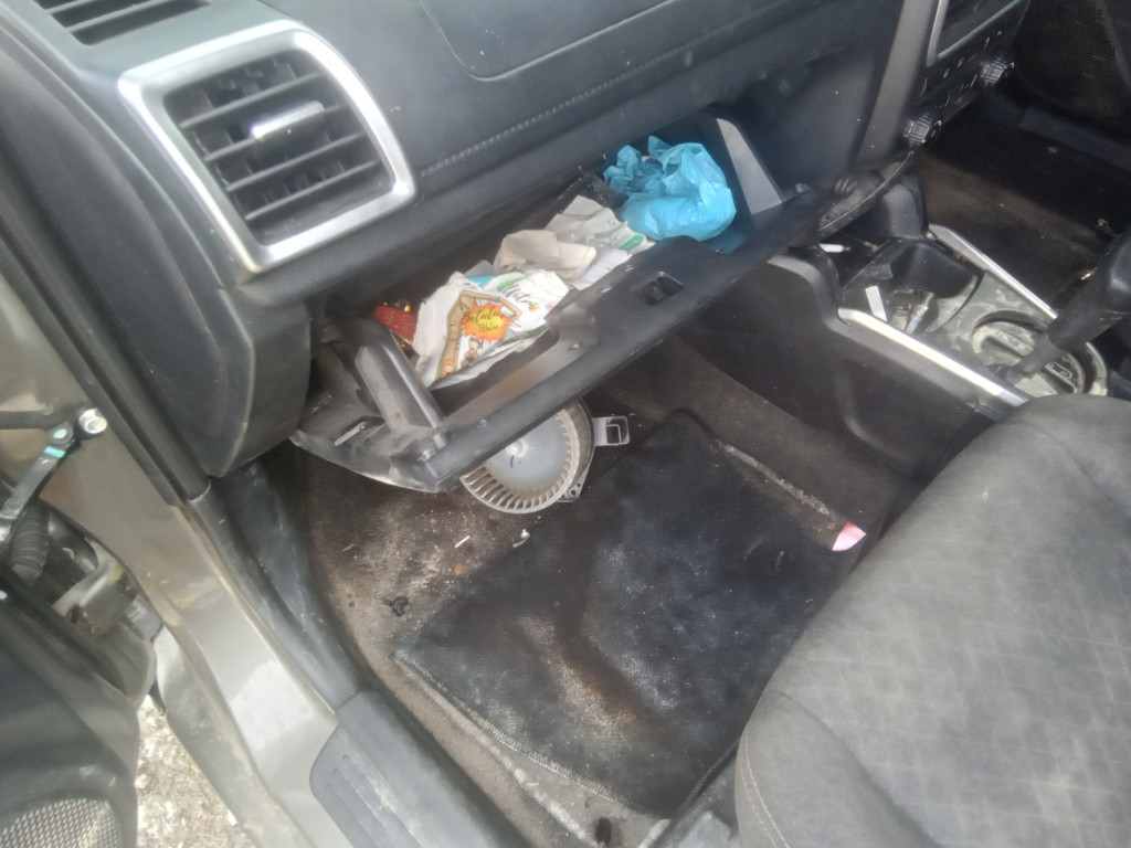 PROTON SAGA 1.3L PREMIUM AT