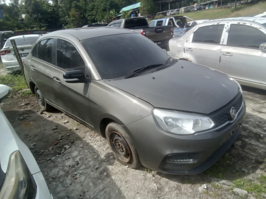 PROTON SAGA 1.3L PREMIUM AT