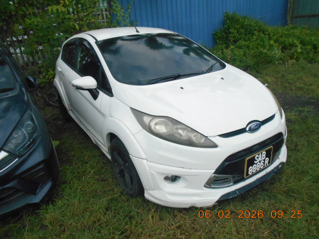 FORD FIESTA AUTO