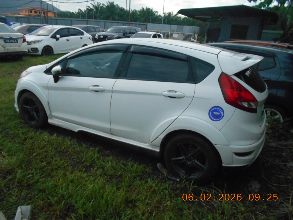 FORD FIESTA AUTO