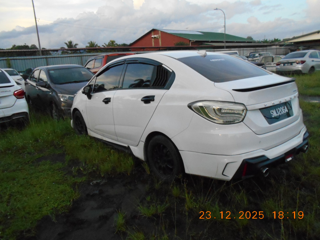 PROTON PERSONA SE 1.6 AT