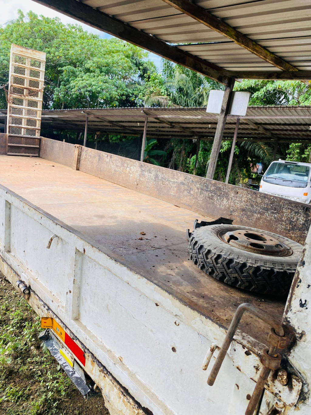 BISON BJ1049 LORI GIRID-VEHICLE CARRIER