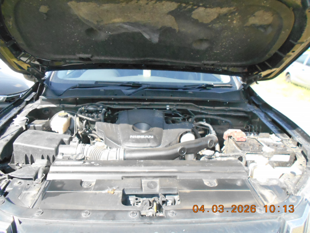 NISSAN NAVARA 2.5 VL AT