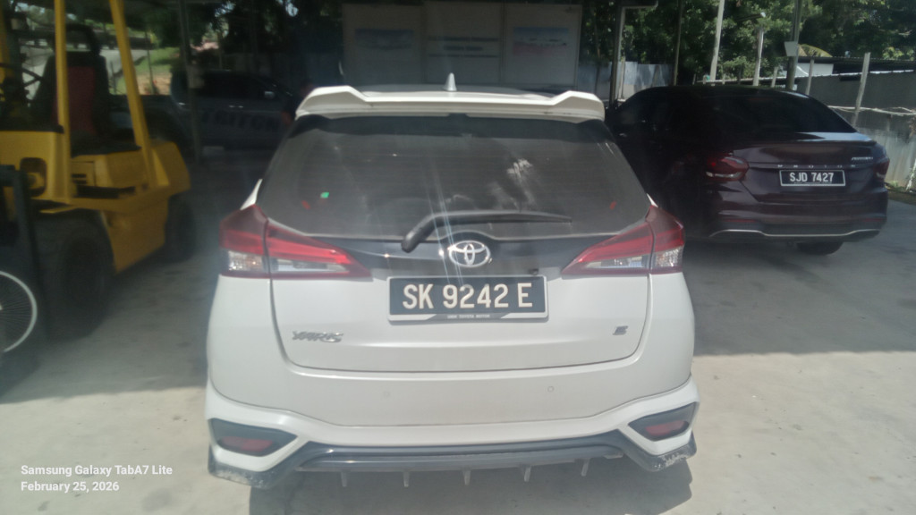 TOYOTA YARIS 1.5E A/T