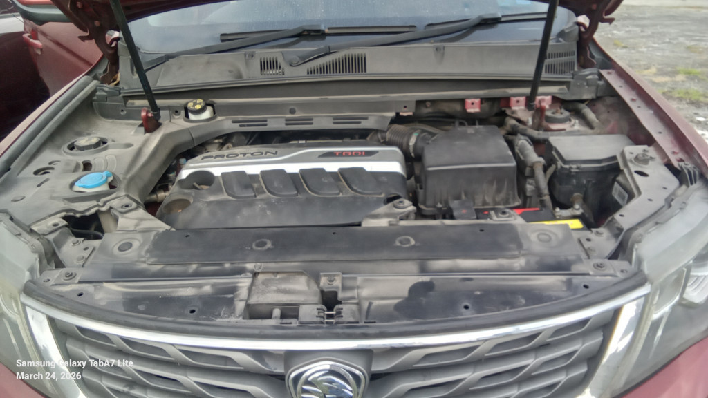 PROTON X70 2WD PREMIUM