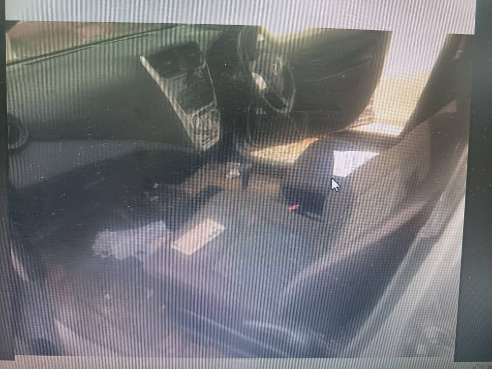 PERODUA AXIA 1000 G A/T