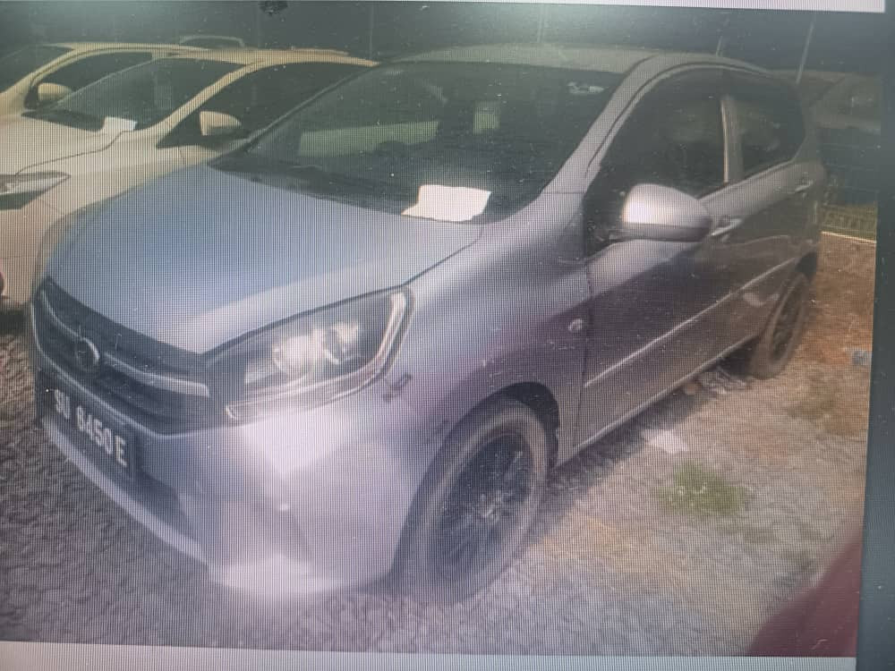 PERODUA AXIA 1000 G A/T