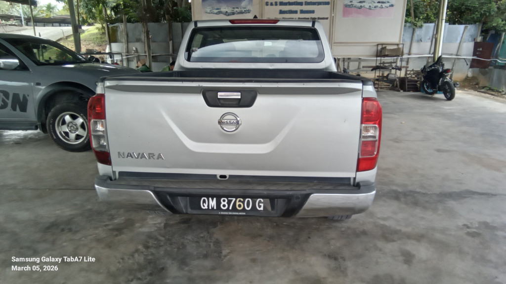 NISSAN NAVARA NP300 2.5 SE (A/T)