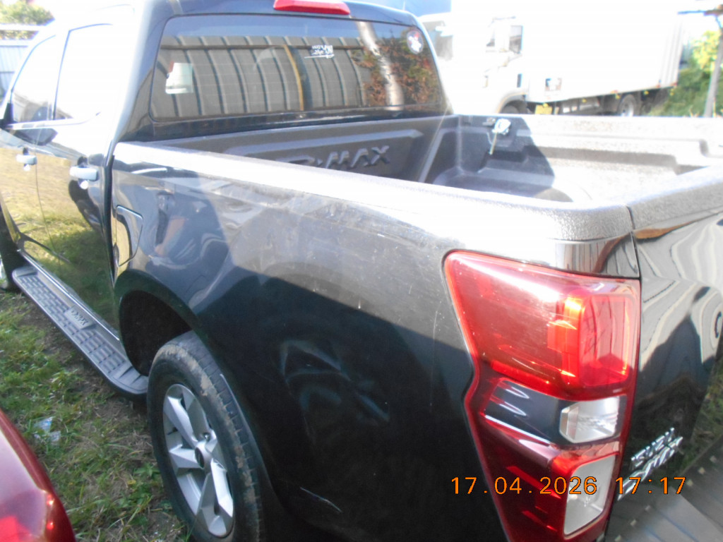 ISUZU D-MAX 1.9L 4X4 AT PREMIUM
