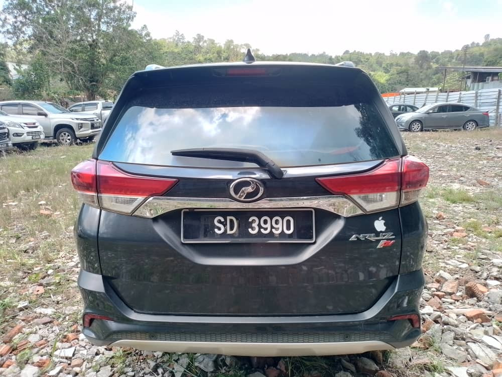PERODUA ARUZ - 1500 AV (AUTO)