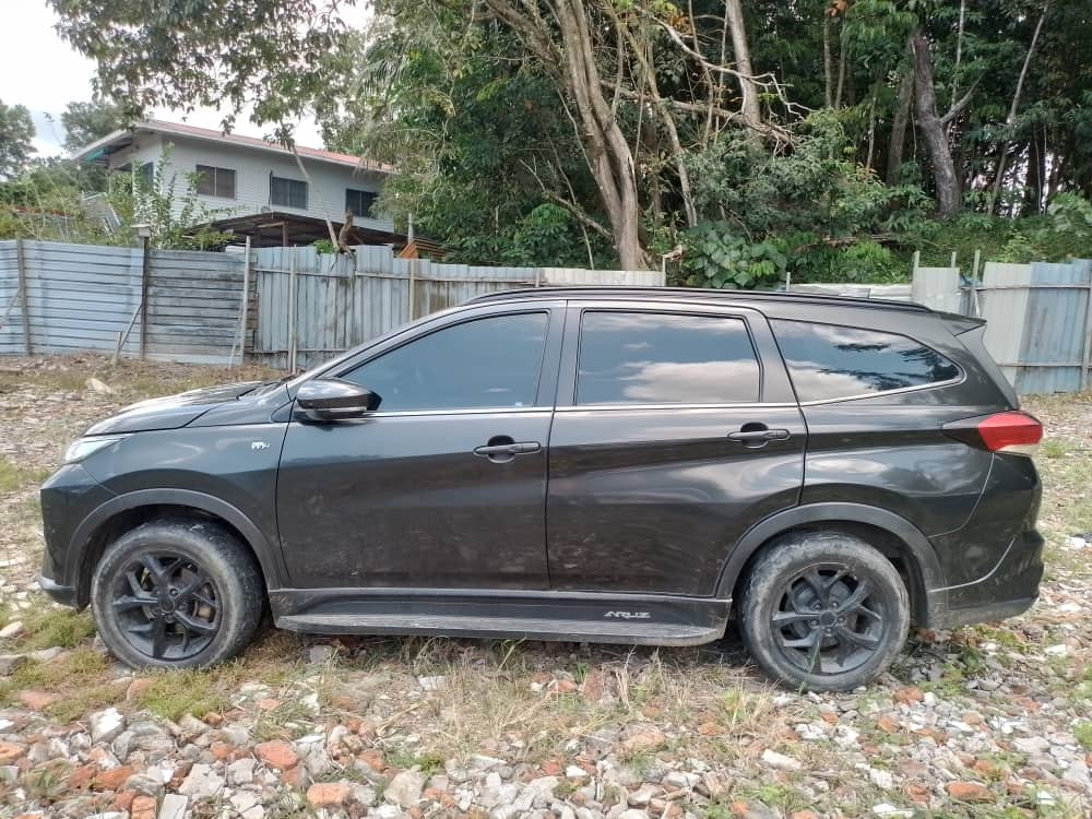 PERODUA ARUZ - 1500 AV (AUTO)