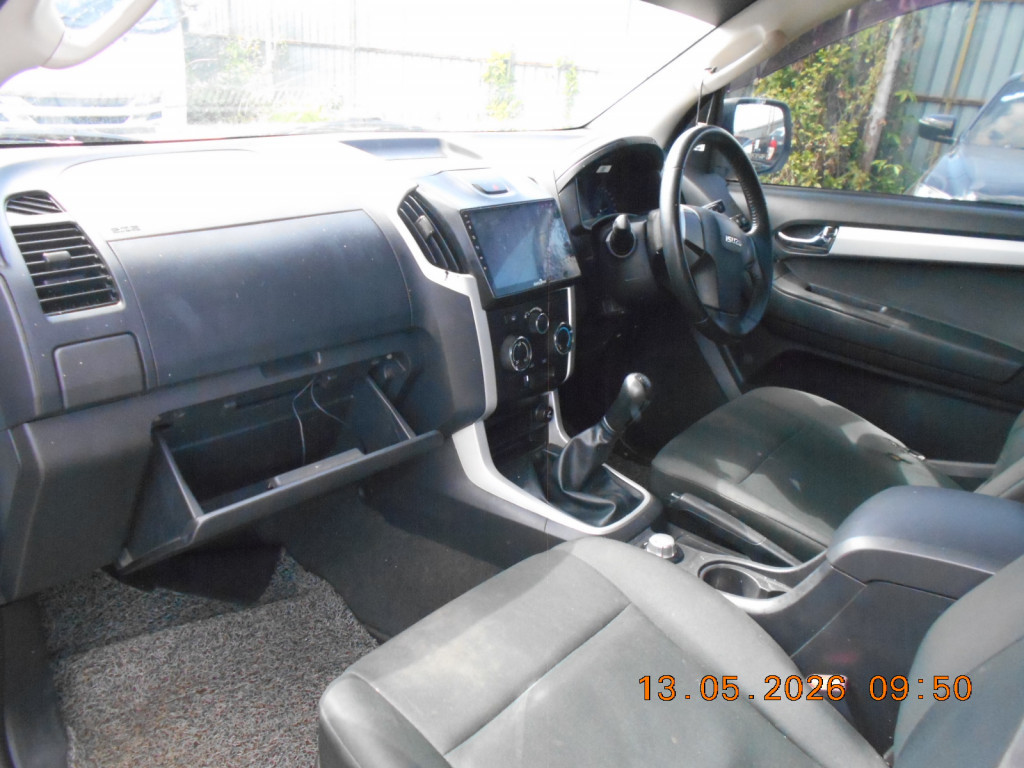 ISUZU DMAX 1.9 MT PRE 4X4