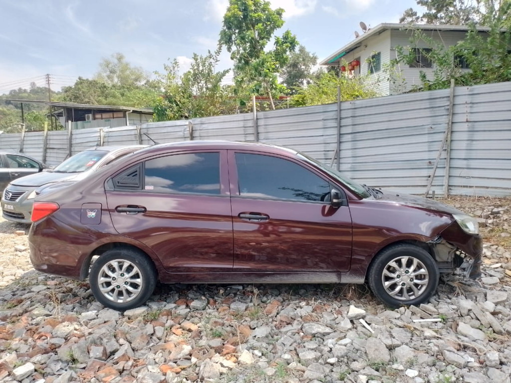 PROTON SAGA 1.3 STD (A)