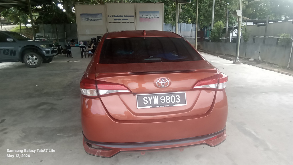 TOYOTA VIOS 1.5E (AT)