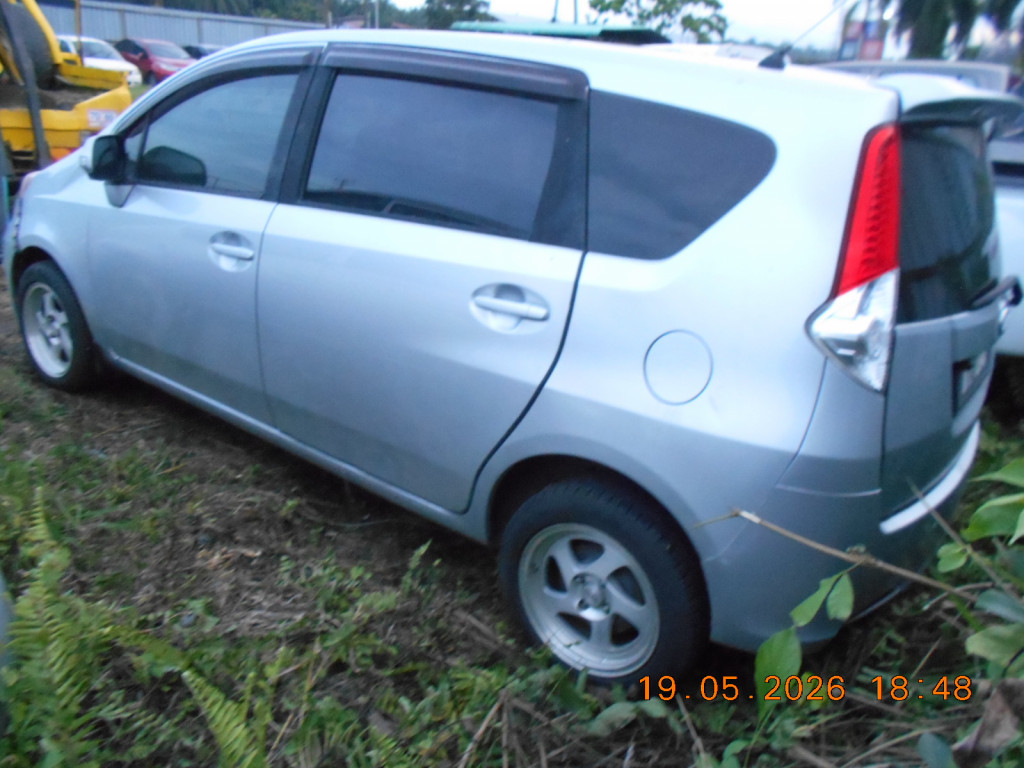 PERODUA ALZA 1500EZ (AUTO)