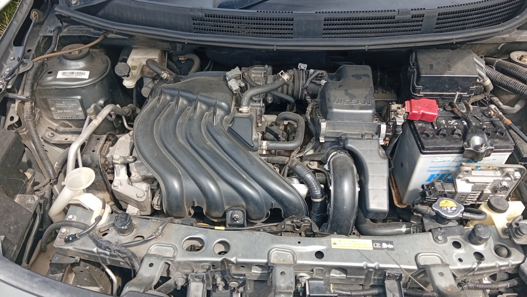 NISSAN ALMERA 1.5VL AT