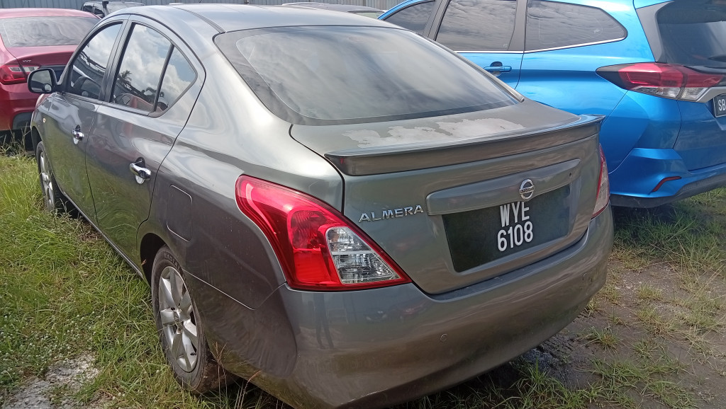 NISSAN ALMERA 1.5VL AT