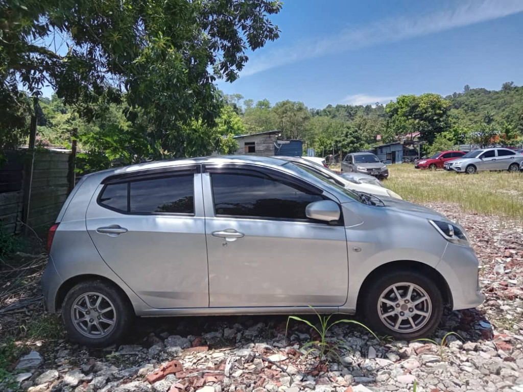PERODUA AXIA 1000 G (AUTO)