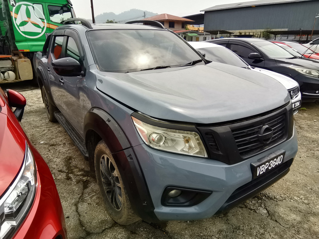 NISSAN NP300 NAVARA 2.5