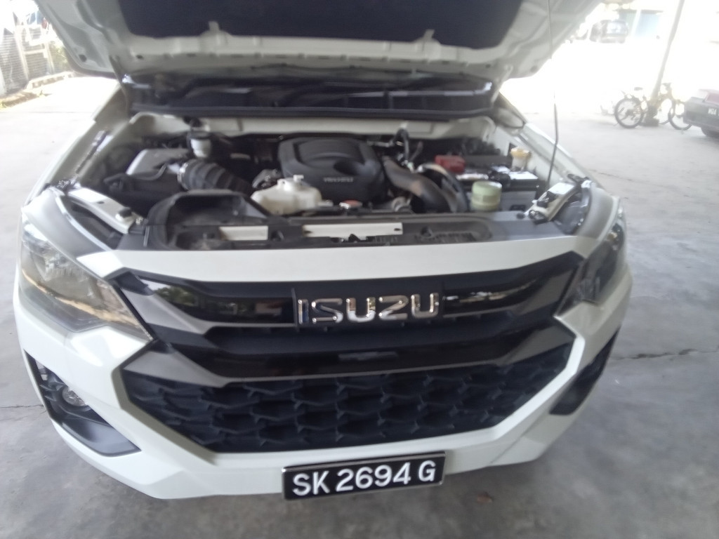 ISUZU D-MAX 1.9L