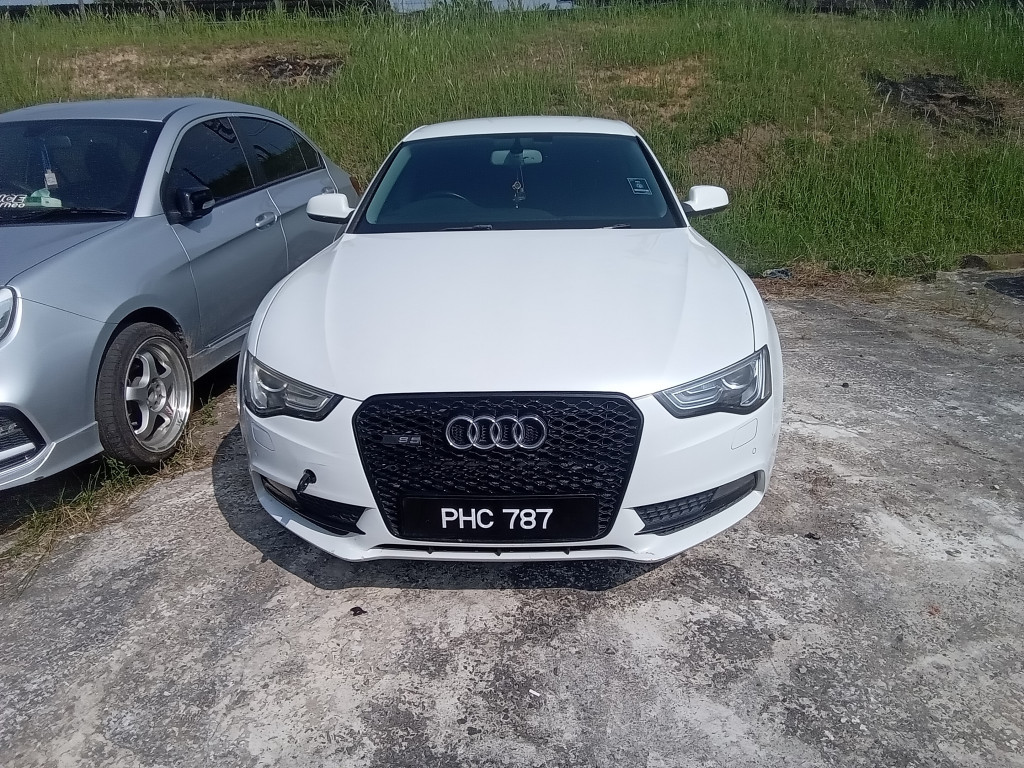 AUDI A5 2.0