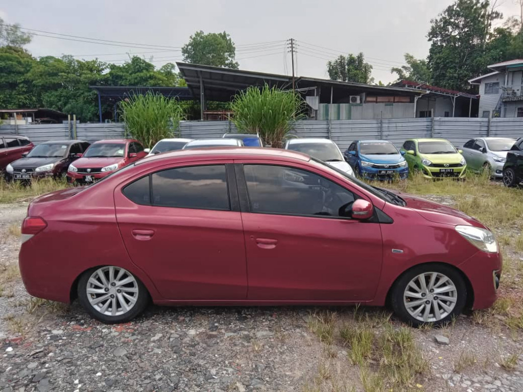 MITSUBISHI ATTRAGE CVT