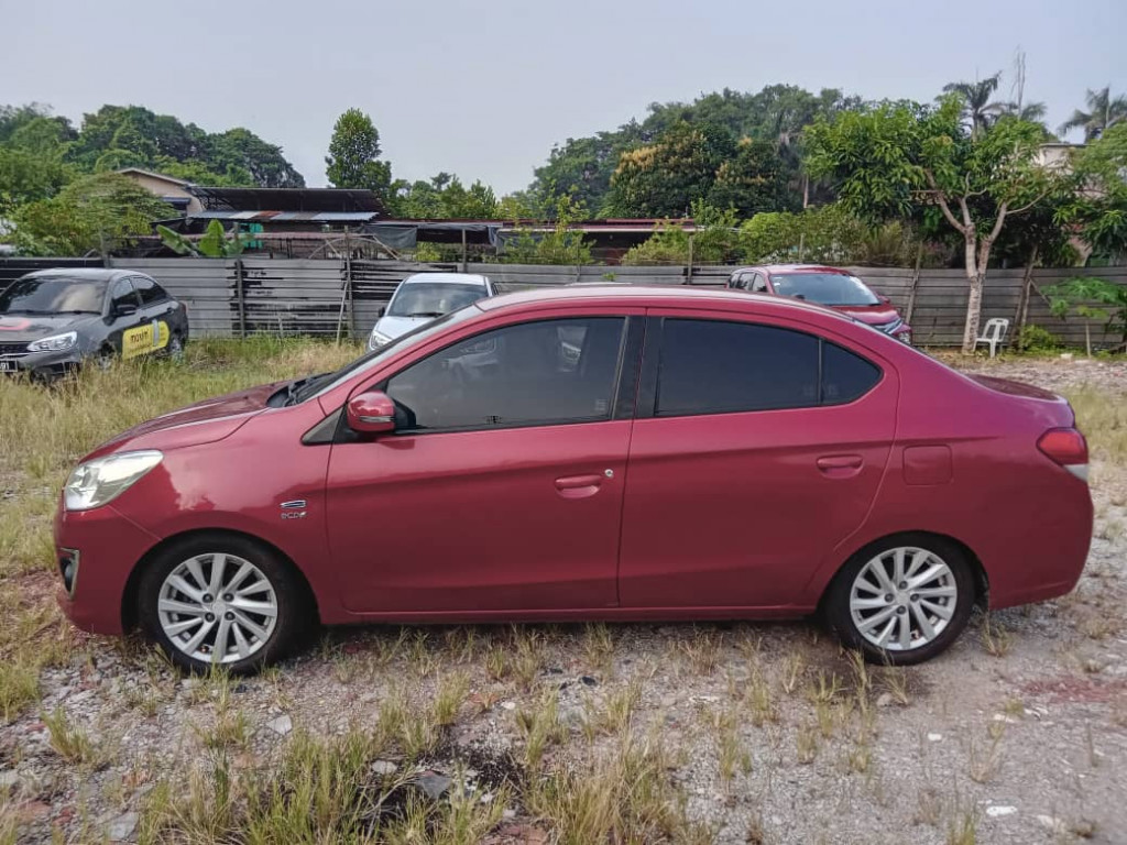 MITSUBISHI ATTRAGE CVT